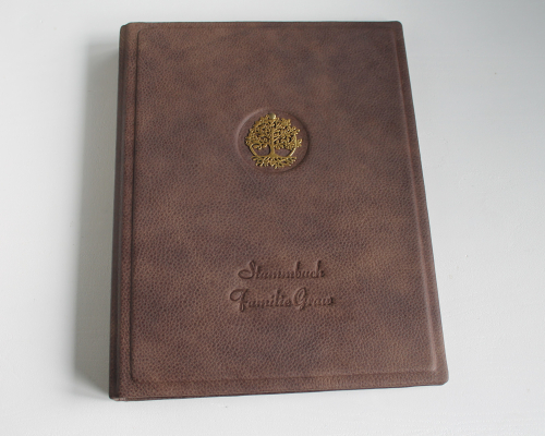 Preview: Stammbuch  DIN A4 "Lebensbaum" aus braunem Büffelleder im Vintage-Look