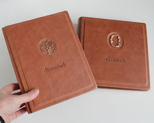 Gästenbuch - Album "LIEBE" aus Leder, braun, mittelgroß