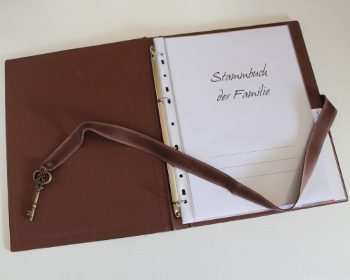 Stammbuch "Schlüssel" im Vintage-Look DIN A4, braun