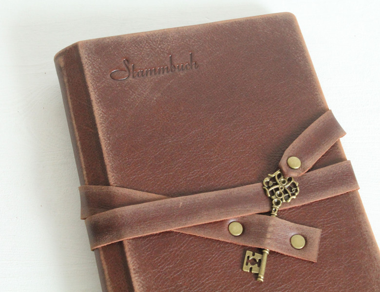 Personalisiertes Stammbuch Aus Holz & Leder – Für Hochzeit & Familie, Mit Lasergravur, A5 Oder A4, Made In Germany