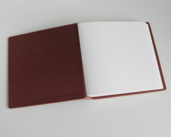 Gästenbuch - Album "LIEBE" aus Leder, braun, mittelgroß