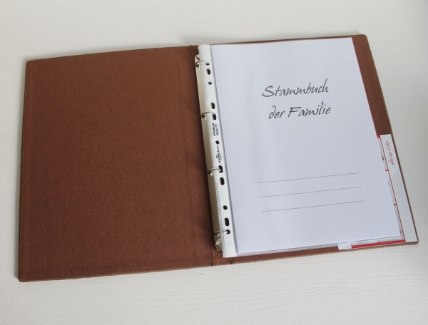 Stammbuch "Goldene Lebensbaum" mit goldenem Schrift aus braunem Nubukleder,  DIN A4