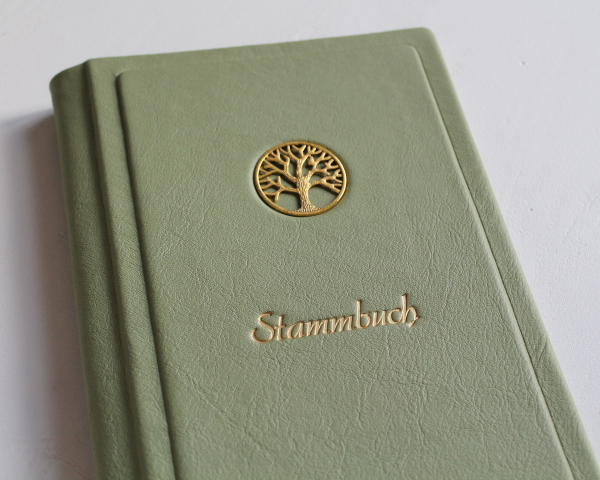 Stammbuch "Lebensbaum" aus hellgrünem Nappaleder