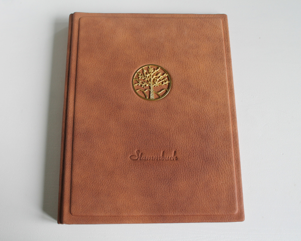 Stammbuch "Lebensbaum" aus Büffelleder,  DIN A4, cognacbraun