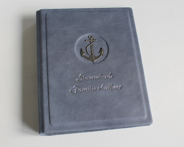Stammbuch "Anker" aus hellblauem Nappaleder, DIN A5