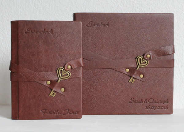 Set Stammbuch & Gästenbuch-Album Schlüssel "Herz", dunkelbraun
